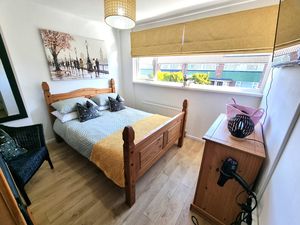 Photo 6- click for photo gallery